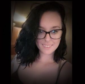 Meet your Posher, Jenn